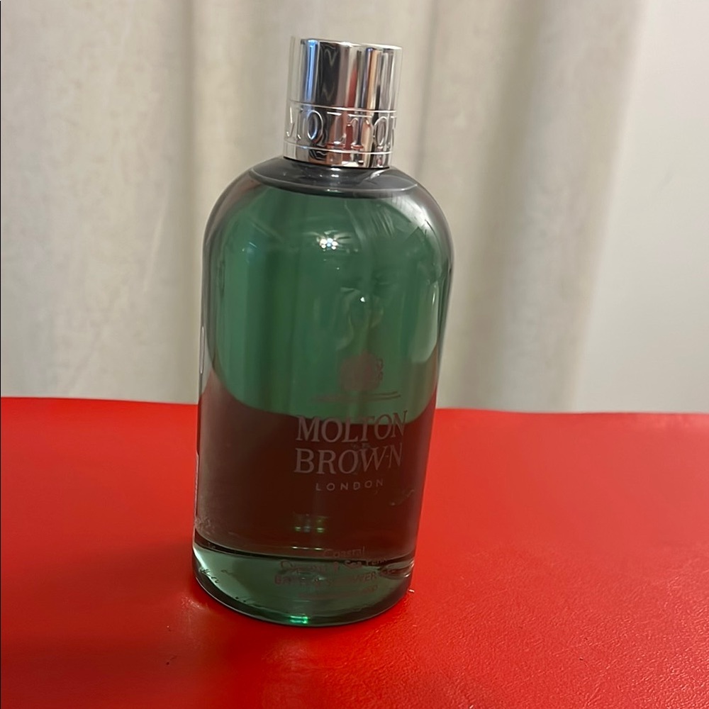 Molton Brown Costal Cypress & Sea Fennel BATH and SHOWER GEL Made in England